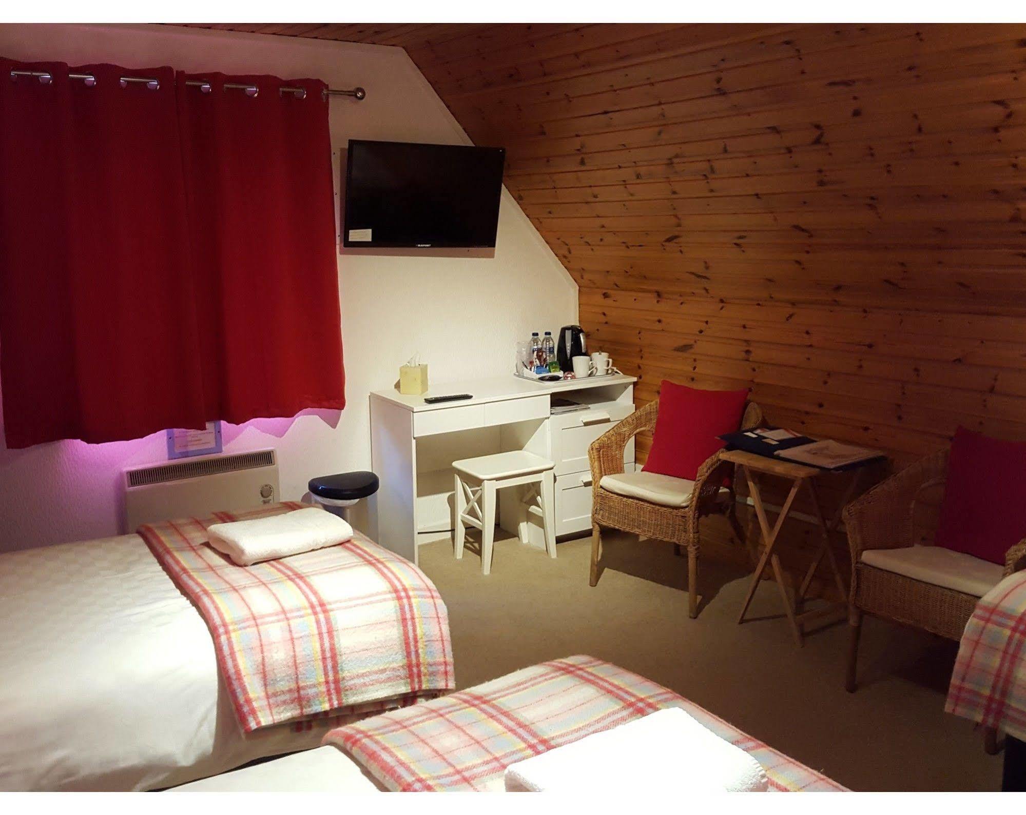 Carn Mhor Bed And Breakfast Aviemore Bagian luar foto